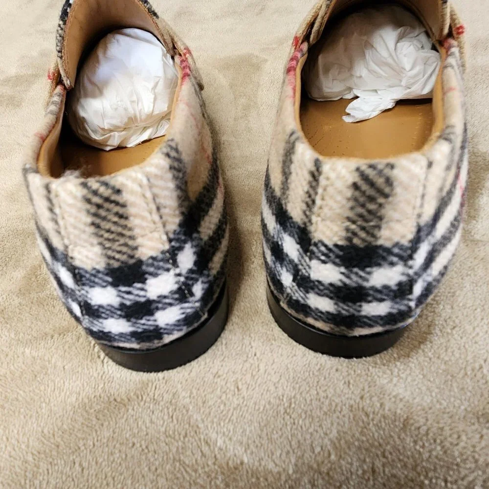 Burberry NWT Hackney Check Penny Loafers, Authentic